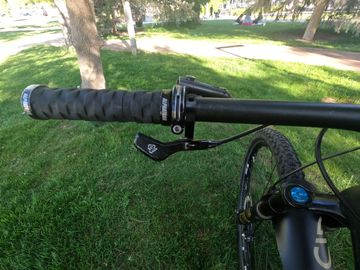 Salsa Pony Rustler Carbon GX Eagle 2019 2019 Mountainbike usato, Nero — immagine 7 di 9