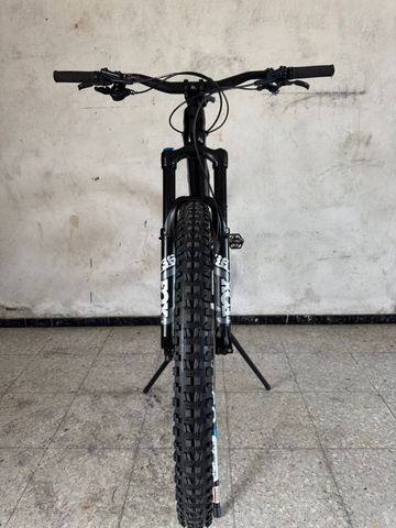 Tweedehands Canyon Spectral 29 CF 7 2022 2022 Mountainbike — afbeelding 7 van 12