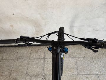 Tweedehands Canyon Spectral 29 CF 7 2022 2022 Mountainbike — afbeelding 8 van 12