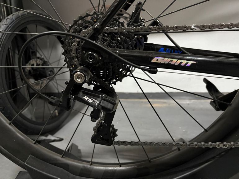 Used Giant Contend AR 4 2022 2022 Road & Gravel, Black — image 3 of 11