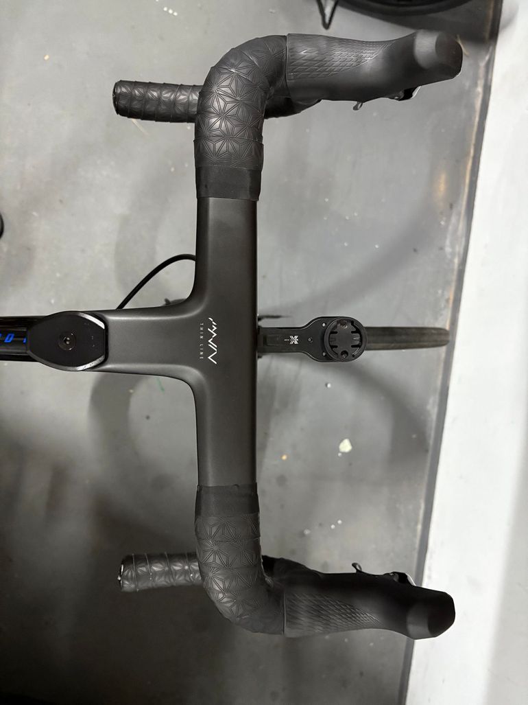 Used Giant Contend AR 4 2022 2022 Road & Gravel, Black — image 8 of 11