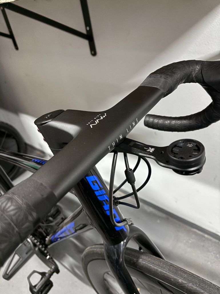Used Giant Contend AR 4 2022 2022 Road & Gravel, Black — image 4 of 11