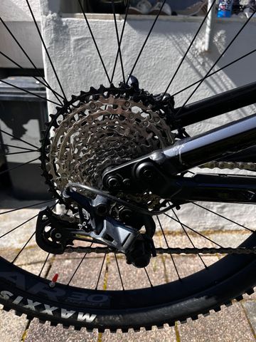 Gebrauchtes Canyon Spectral Shimano SLX 2021 Mountainbike, Hellgrau — Bild 5 von 12