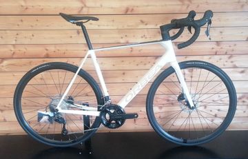 Used Orbea ORCA M30 2024 2024 Road & Gravel, White — image 1 of 3
