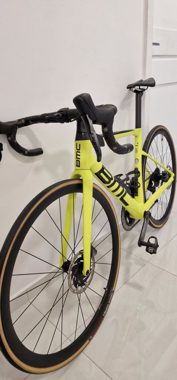 Tweedehands BMC Teammachine SLR01 FOUR 2022 2022 Road & Gravel — afbeelding 1 van 48