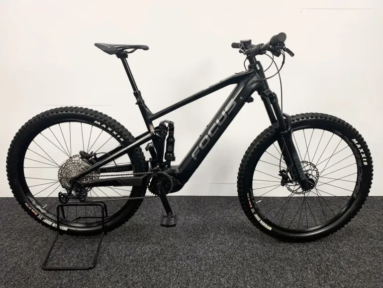 Used Focus JAM² 6.7 NINE 2022 Mountainbike — image 1 of 15