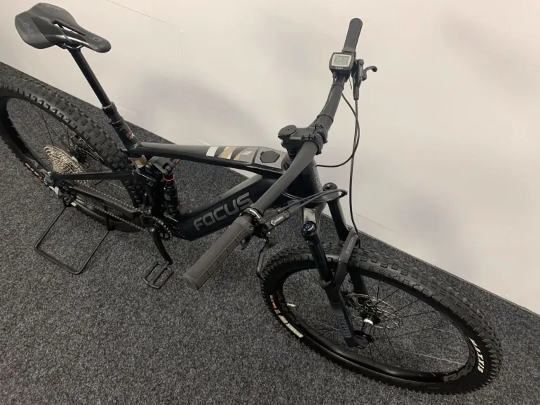Used Focus JAM² 6.7 NINE 2022 Mountainbike — image 10 of 15