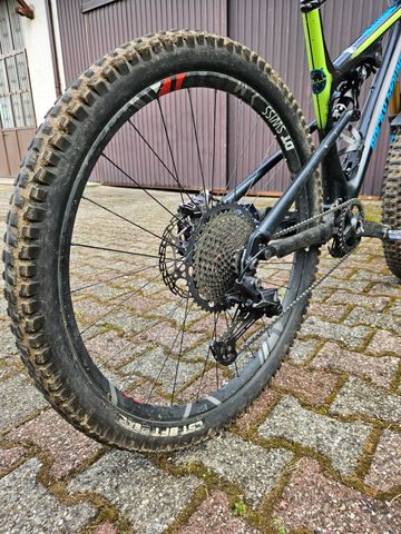 Used Rocky Mountain Altitude Shimano Deore 2014 Mountainbike, Black — image 6 of 7
