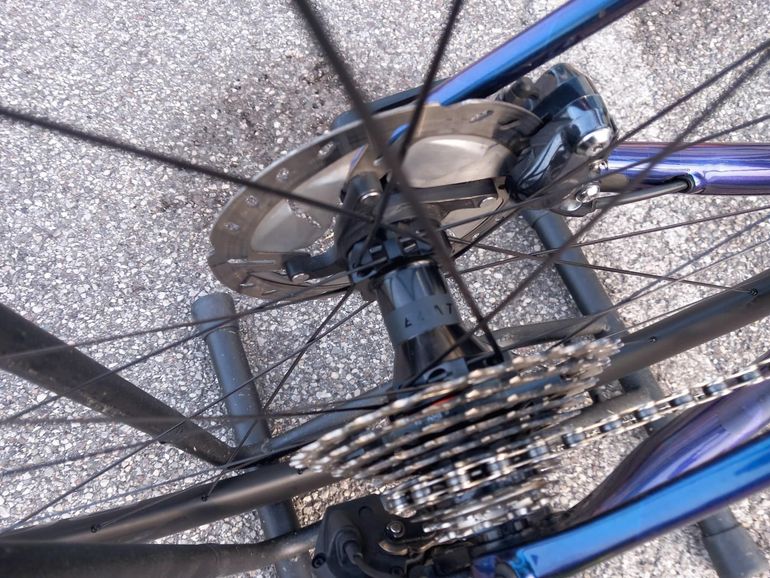 Used Specialized Tarmac SL6 2019 Road & Gravel, Blue — image 9 of 9