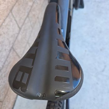 Used Rocky Mountain Altitude C50 Shimano 2024 2024 Mountainbike, Black, 27.5, 29 — image 6 of 17