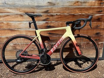 Used Factor Ostro VAM - SRAM Red 2022 2022 Road & Gravel