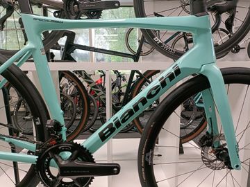 Brugt Bianchi Specialissima COMP Ultegra Di2 2024 2024 Road & Gravel — billede 3 af 6