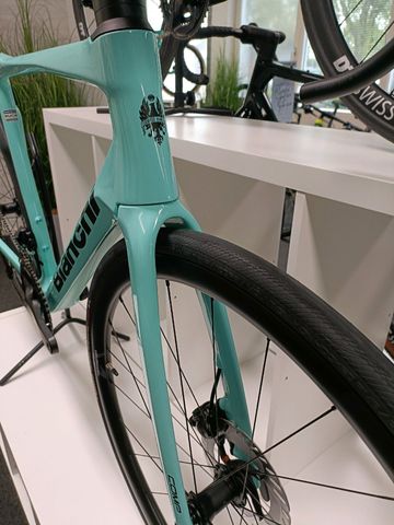 Brugt Bianchi Specialissima COMP Ultegra Di2 2024 2024 Road & Gravel — billede 5 af 6