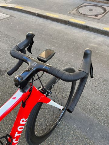 Used Factor O2 2021 Road & Gravel, Red — image 8 of 8