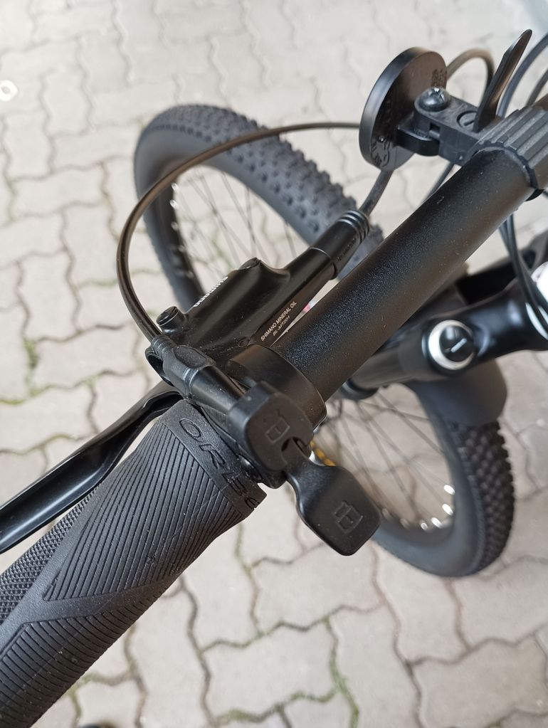 Orbea ALMA H10-EAGLE 2024 2024 Mountainbike de segunda mano, Gris claro — imagen 5 de 9