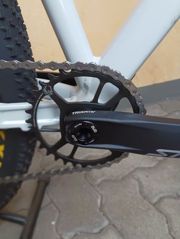 Used Orbea ALMA H10-EAGLE 2024 2024 Mountainbike, Light Gray, 29 — image 7 of 9