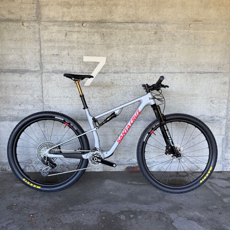 Brugt Santa Cruz Blur Sram Eagle Transmission XX 2024 Mountainbike — billede 1 af 15