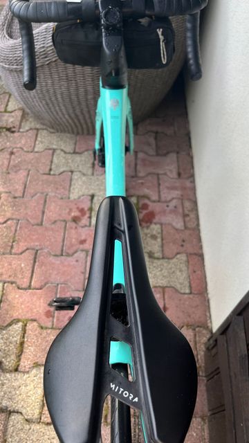 Bianchi Oltre - Ultegra Di2 2023 2023 Road & Gravel usato, Blu — immagine 5 di 8
