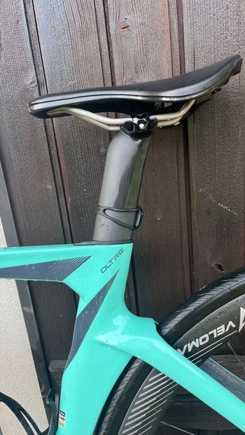 Brugt Bianchi Oltre - Ultegra Di2 2023 2023 Road & Gravel — billede 6 af 8