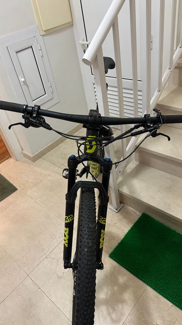 Tweedehands Scott Spark RC 900 Comp 2021 2021 Mountainbike — afbeelding 2 van 8