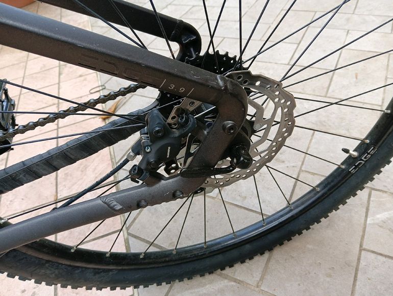 Used Lapierre EDGE 3.9 2023 Mountainbike, Light Gray — image 3 of 5