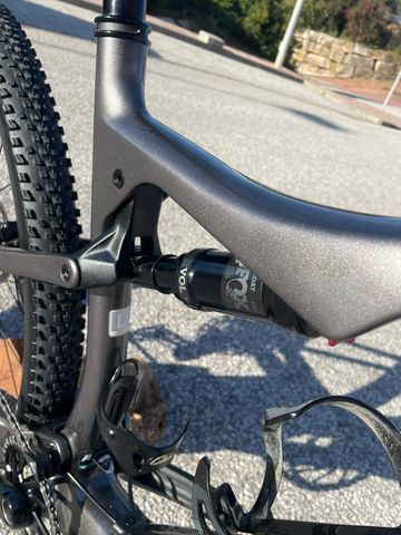 Orbea OIZ M30 2022 2022 Mountainbike de segunda mano, Gris claro — imagen 6 de 11