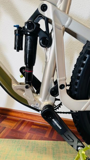 Used Ghost Riot AM 2024 2024 Mountainbike, Light Gray, 29 — image 9 of 16