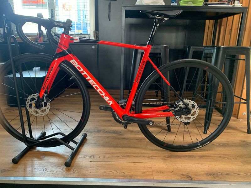 Używany Bottecchia 8AVIO RIVAL 2023 Road & Gravel — zdjęcie 2 z 6