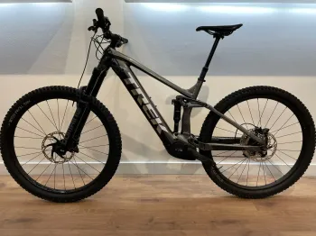 Used Trek Rail 7 2022 Mountainbike, Light Gray — image 3 of 8