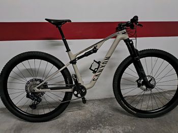 Canyon, Lux Trail CF 7 2022