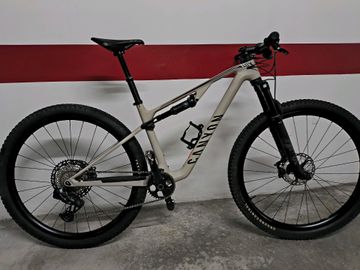 Used Canyon Lux Trail CF 7 2022 2022 MTB