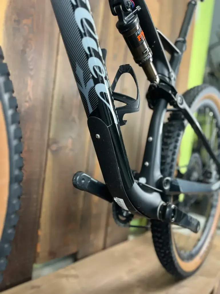Used Wilier Urta 2023 Mountainbike, Black — image 14 of 14