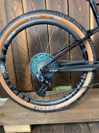 Used Wilier Urta 2023 Mountainbike, Black — image 4 of 14