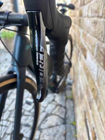Used BMC Roadmachine AMP ONE 2023 2023 Road & Gravel, Green — image 6 of 23