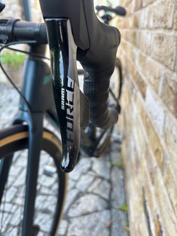 Used BMC Roadmachine AMP ONE 2023 2023 Road & Gravel, Green — image 6 of 23