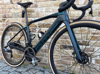Used BMC Roadmachine AMP ONE 2023 2023 Road & Gravel, Green — image 17 of 23