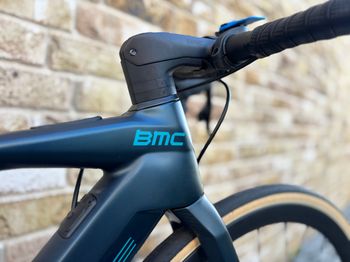Used BMC Roadmachine AMP ONE 2023 2023 Road & Gravel, Green — image 3 of 23