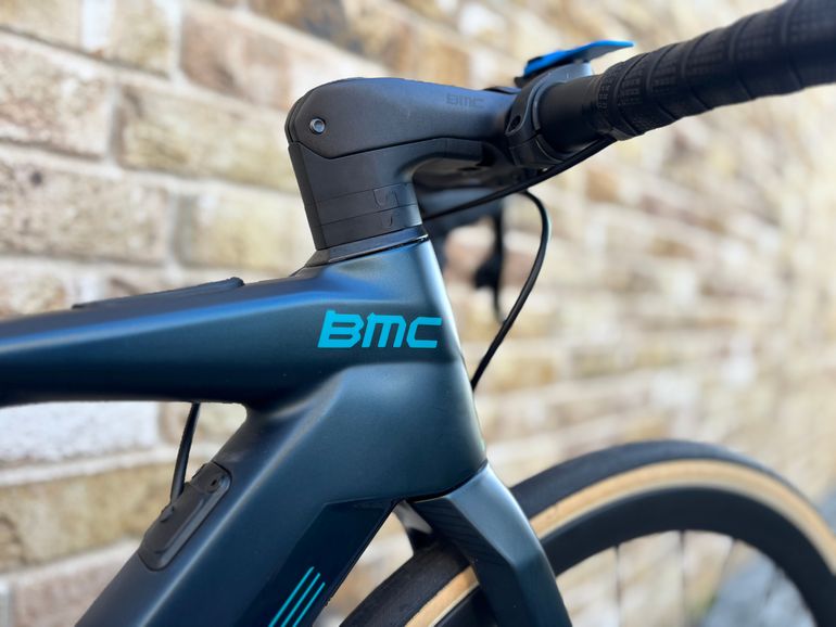Used BMC Roadmachine AMP ONE 2023 2023 Road & Gravel, Green — image 3 of 23