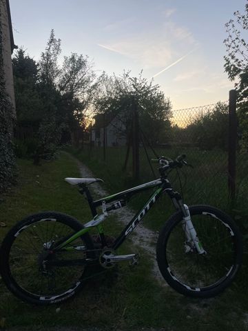 Used Scott Spark 60 2011 Mountainbike, Black — image 4 of 13