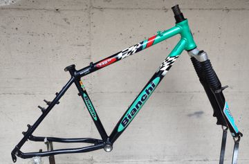 Used Bianchi 940 SF Frameset 1998 Mountainbike, Black — image 1 of 24