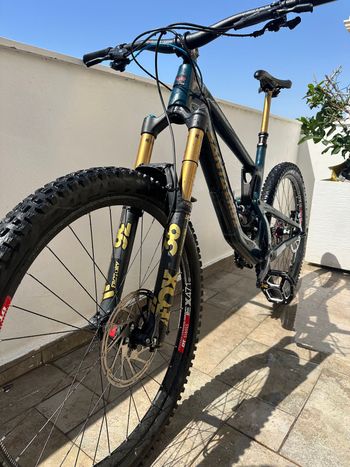 Używany Santa Cruz Nomad SRAM NX Eagle 2021 Mountainbike — zdjęcie 11 z 16