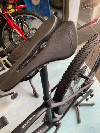 Gebrauchtes Orbea ALMA M30 2024 2024 Mountainbike, Schwarz, 29 — Bild 8 von 9
