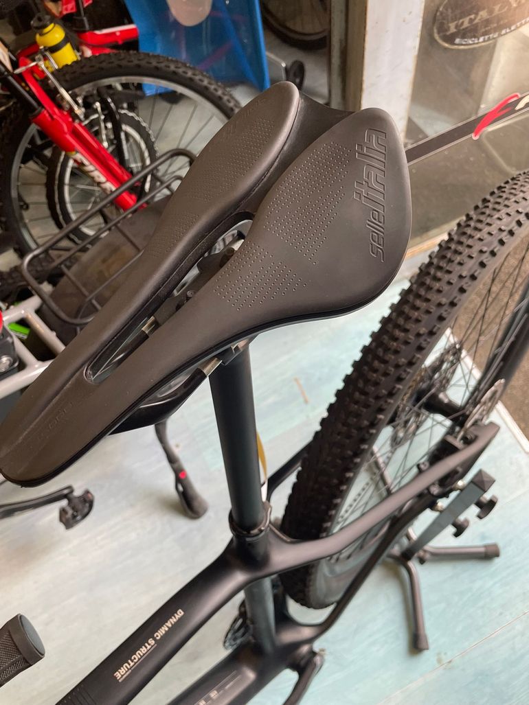 Gebrauchtes Orbea ALMA M30 2024 2024 Mountainbike, Schwarz, 29 — Bild 8 von 9