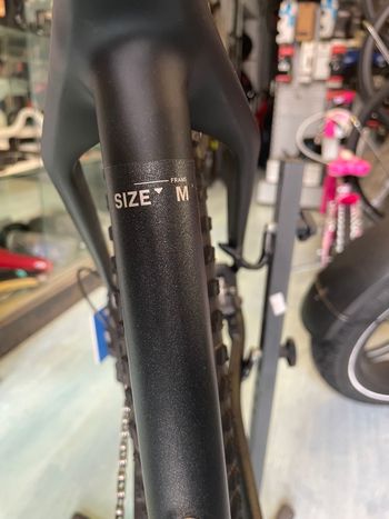 Gebrauchtes Orbea ALMA M30 2024 2024 Mountainbike, Schwarz, 29 — Bild 6 von 9
