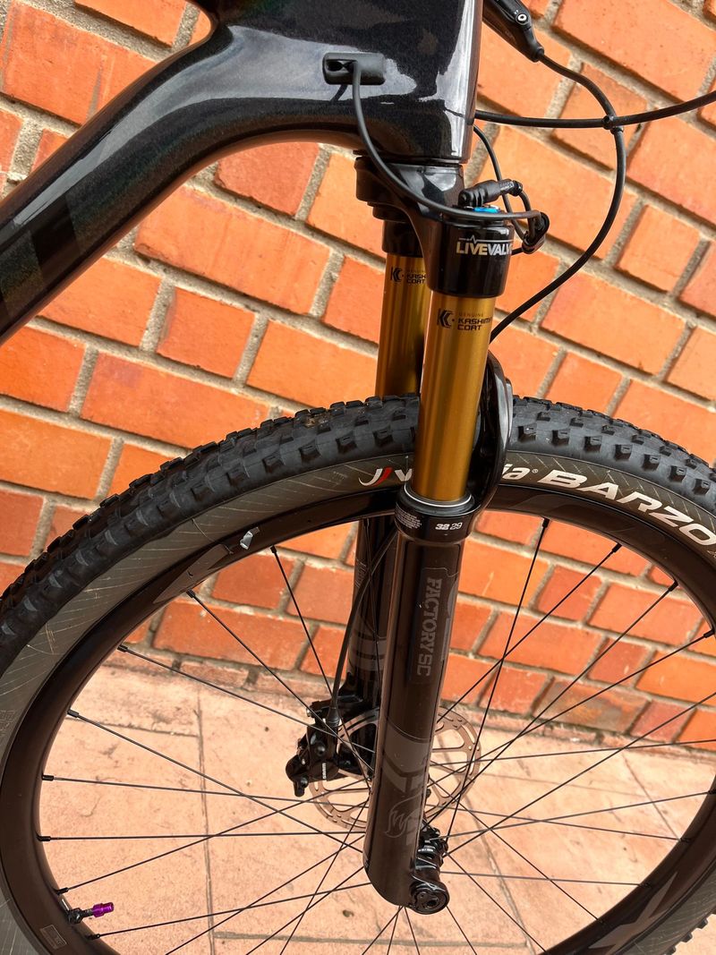 Tweedehands Giant Anthem SRAM X01 Eagle 2020 Mountainbike — afbeelding 10 van 25