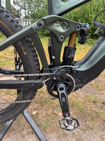 Used Giant Reign E+ 0 2022 2022 Mountainbike, Green, 29 — image 4 of 43