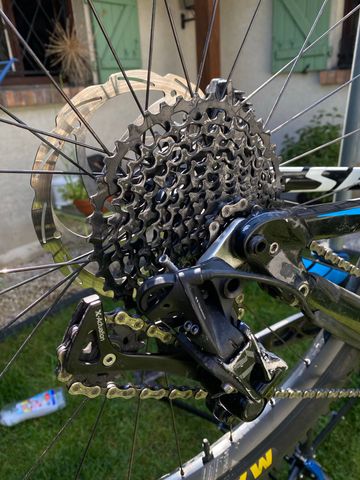 Used Specialized Enduro SRAM GX 2014 Mountainbike, Black — image 3 of 20