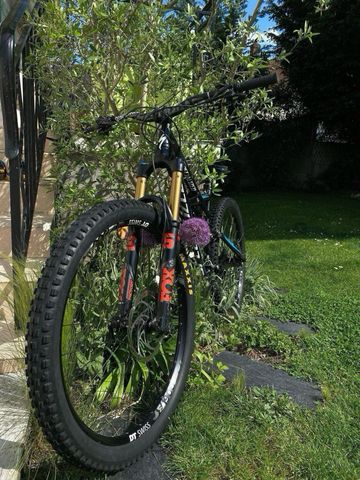 Used Specialized Enduro SRAM GX 2014 Mountainbike, Black — image 17 of 20