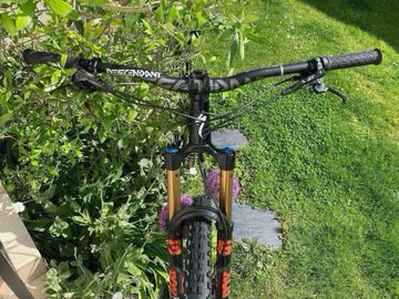 Used Specialized Enduro SRAM GX 2014 Mountainbike, Black — image 4 of 20