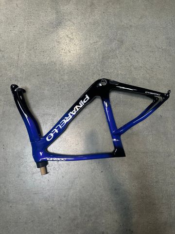 Used Pinarello Dogma F Disc Frameset 2024 Road & Gravel, Black — image 4 of 7